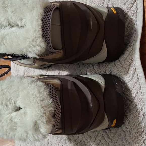 Merrell Primaloft Women's Fur Top Insulated Hiking Boots Sz 8.5 - Picture 5 of 8